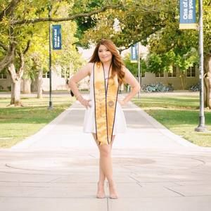 Meet your Posher, Daniela